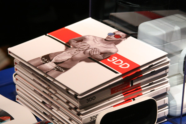 DD_BOOKMARC_0604