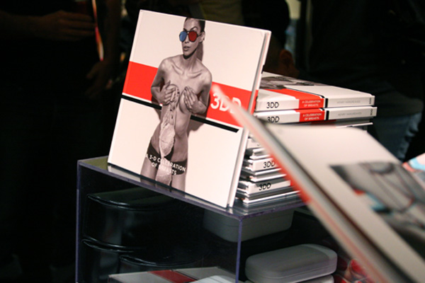 DD_BOOKMARC_0605