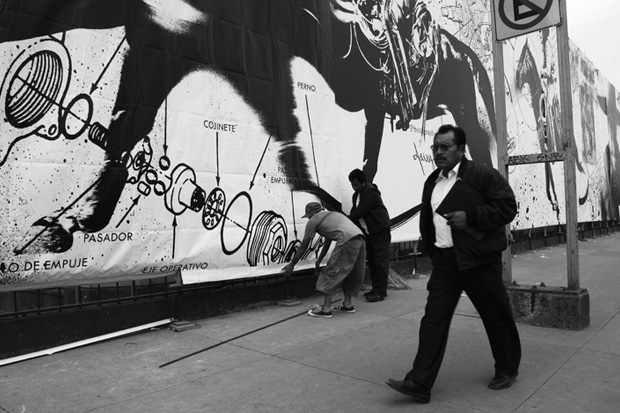 wk-interact-black-palace-mural-mexico-city-3