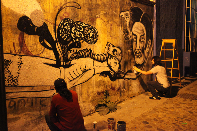 dr._lakra_Herbert_Baglione_oaxaca_dia_de_los_muertos_Mexico_Upper_Playground_Matt_Revelli_Juxtapoz142