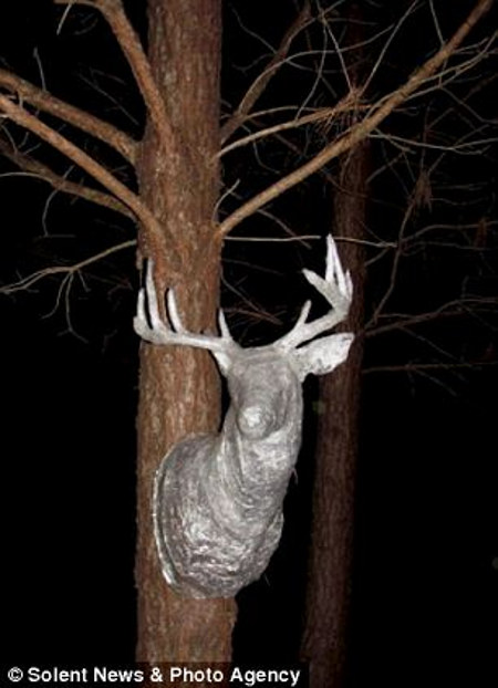 tape-art-3