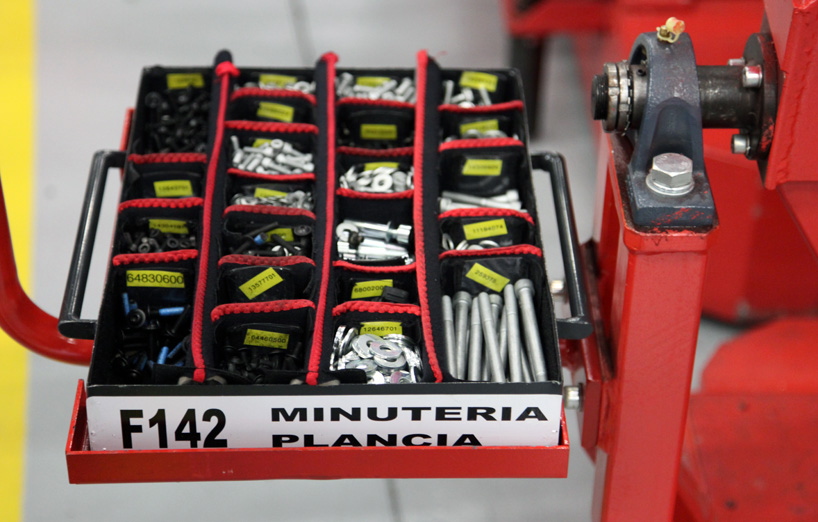 ferrari-assemblyadd02