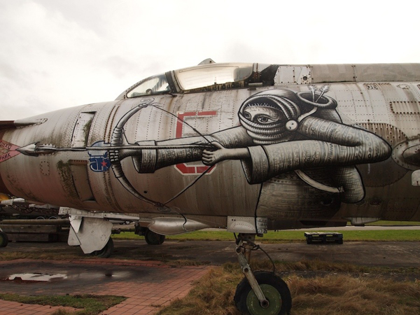 Phlegm_Sukhoi-S17_Feb11_6_u_1000