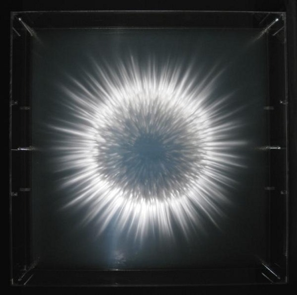 http://www.juxtapoz.com/images_old/stories/2011/JXJan2011/3D/David-Spriggs-3.jpg