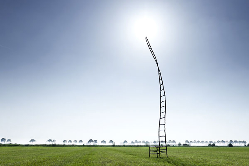 theemptychair01
