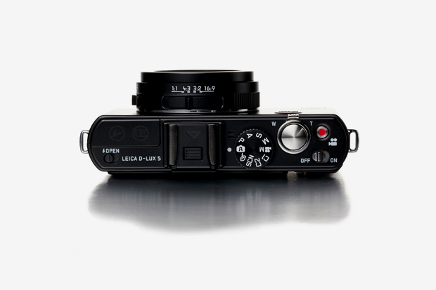 uniform-experiment-x-leica-d-lux-5-further-look-2