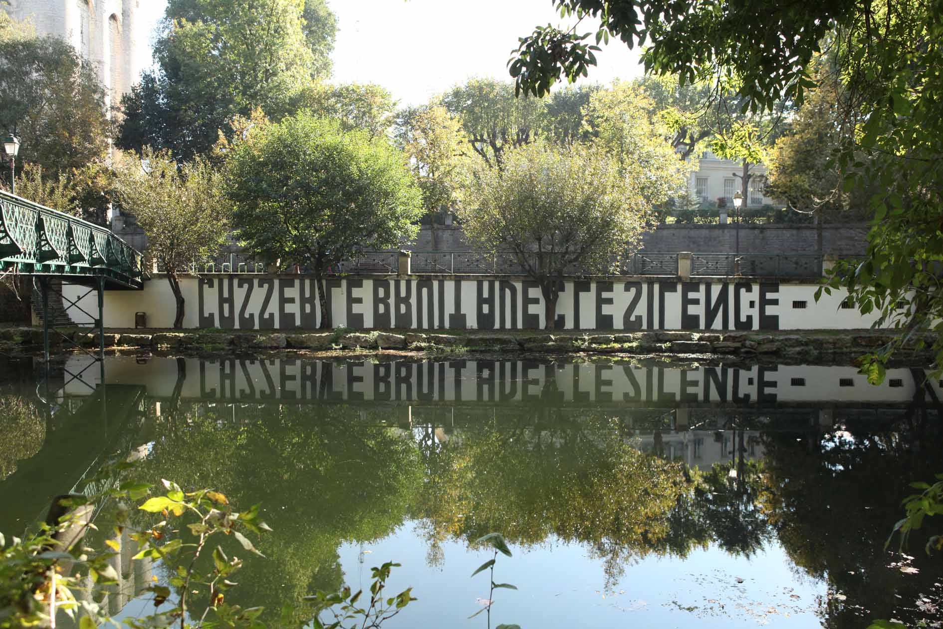Escif-Juxtapoz-Silence-France