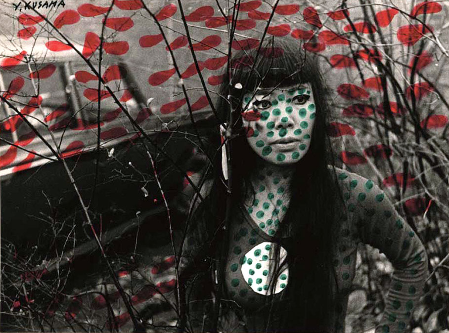 Yayoi-Kusama-Self-Obliteration