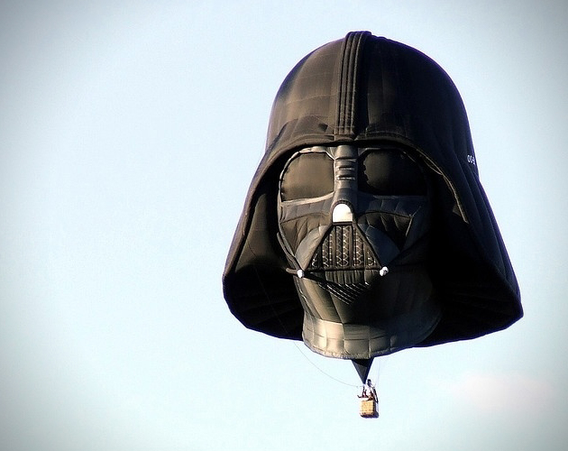 darth-vader-hot-air-balloon-1