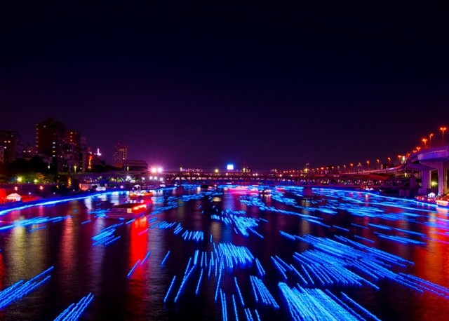 light-3-640x458
