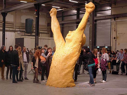 chewing_gum_lead-thumb-525xauto-41000