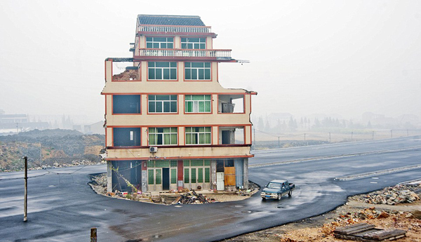 house-in-middle-of-road-3