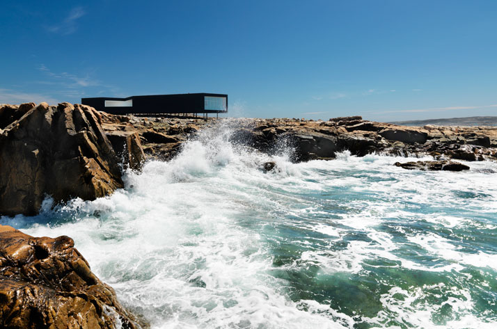 fogo-island-saunders-architecture-yatzer-11