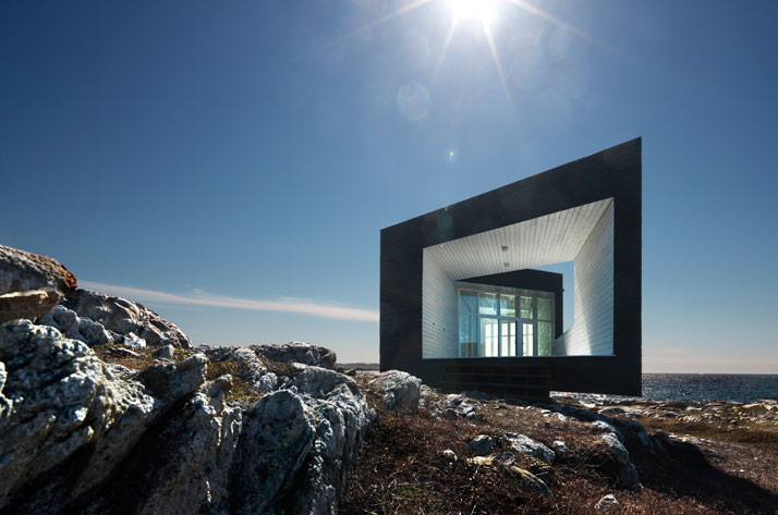 fogo-island-saunders-architecture-yatzer-13