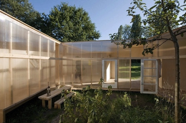 An-Artists-Camouflaged-Pavilion-by-HL-Architecture-3
