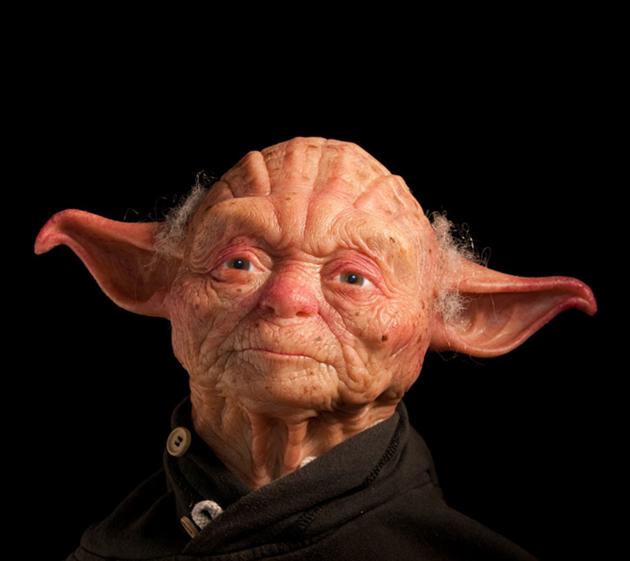 Star-Wars-Humanesque-Yoda-Sculpture-by-Andrea-Eusebi-1