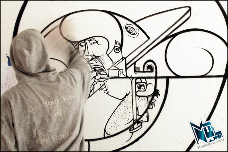 IMG_1612_800_TouScene_Artist_HowNosm_Nuart_2012_Photo__Ian_Cox_2012_1