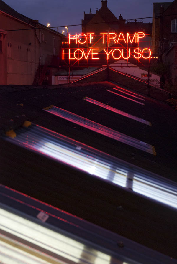 jux_neon_love6