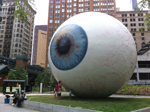 jux_eye