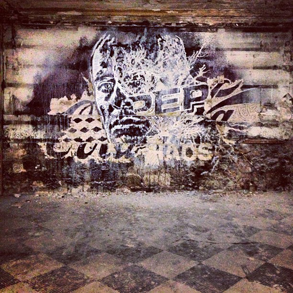 jux_vhils