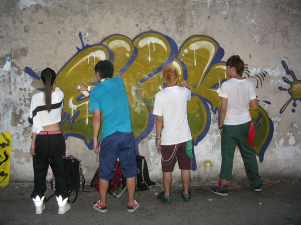 jux_spray_isreal3