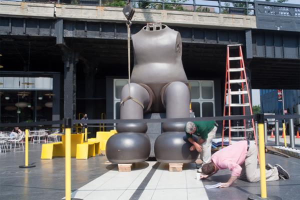jux_kaws3