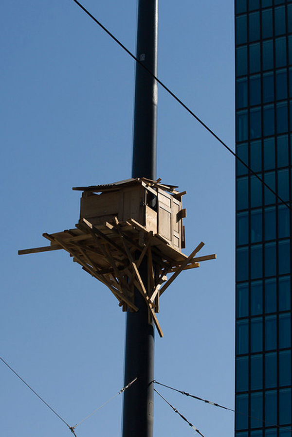 jux_tree_house2