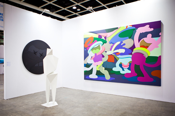 jux_kaws_1