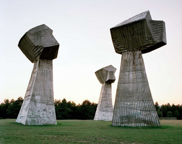 jux_russia_sculptures3