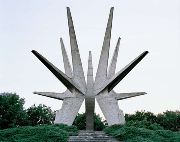 jux_russia_sculptures4