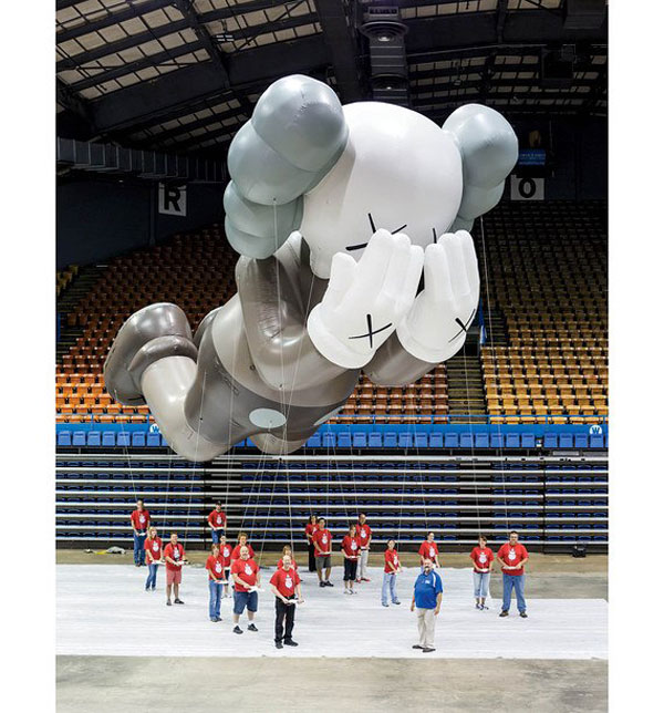 jux_kaws1