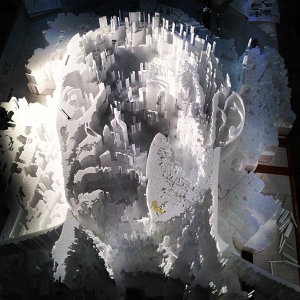 jux_vhils2