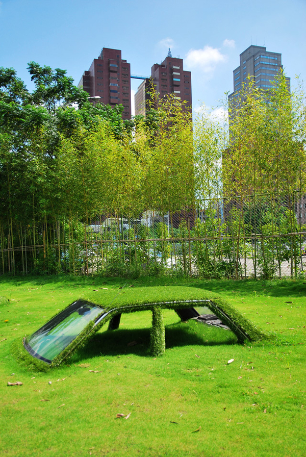 jux_buried_cars2