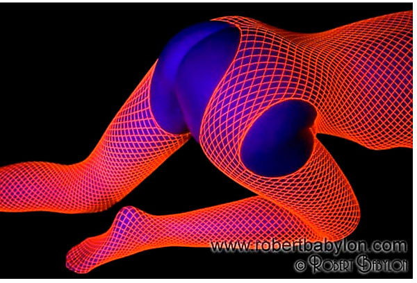 uv2