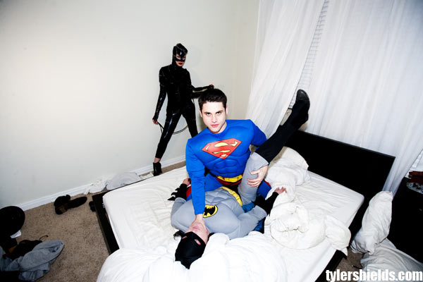 superman-catwoman-batman-bed
