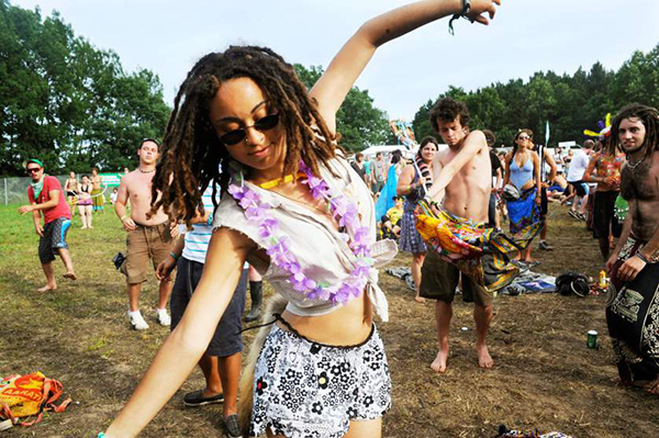 Steve Schapiro's "Bliss: Transformational Festivals & the Neo Hippie" new book out with Powerhouse: jux_steve_schapiro_2.jpg