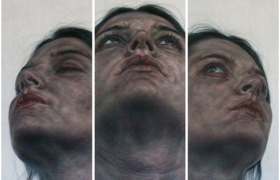 Hyperrealistic Paintings by Vania Comoretti