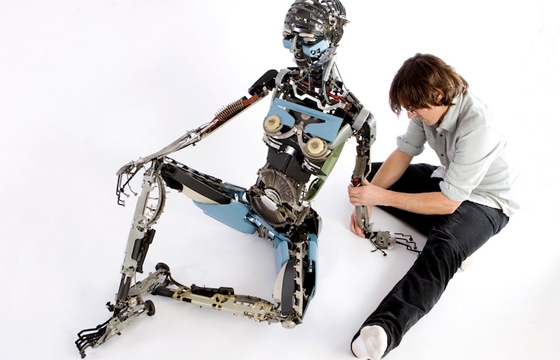 Sculptures Made From Old Typwriters by Jeremy Mayer