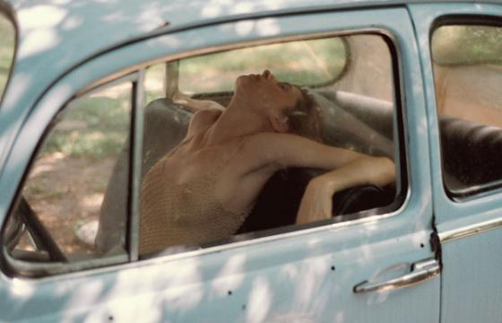 Photography by Tamara Lichtenstein