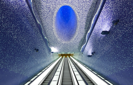 Toledo, Naples Metro Station by Oscar Tusquets Blanca