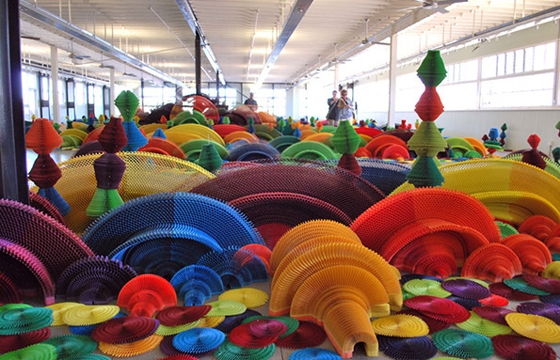 More Paper Sculptures by Li Hongbo