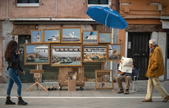 WATCH: Banksy's New Reveal: "A Street Artist In Venice"