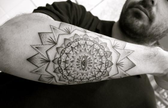 Holytrauma Tattoo