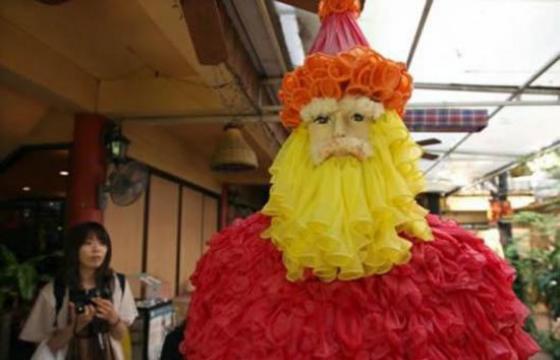 Condom Claus?