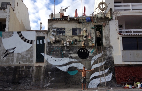 Lucy McLauchlan: New Murals in the Azores