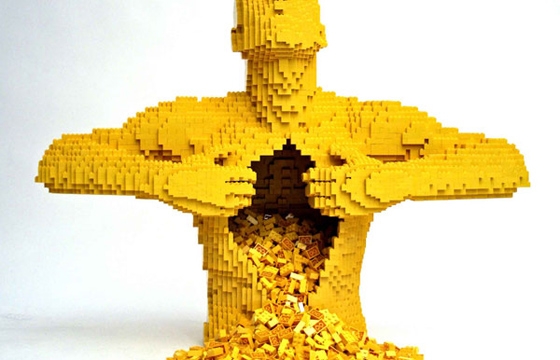 "The Art of the Brick," a LEGO art show by Nathan Sawaya