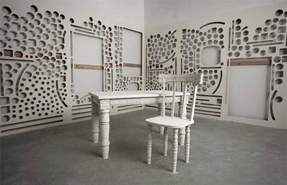 Scott Carter Creates Sculptures Using Gallery Walls