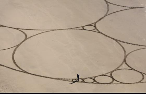 Jim Denevan and his Earth Sculptures