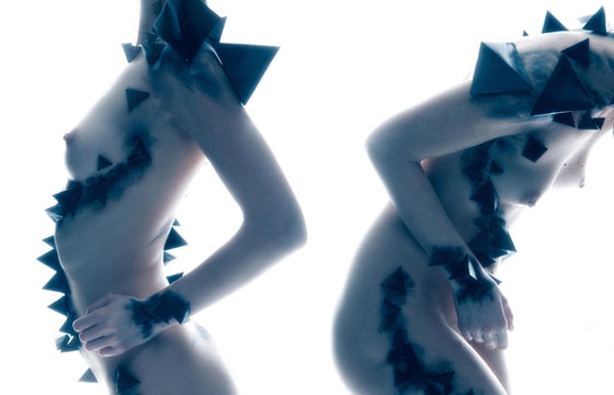 Leonardo Engel Plays With Shape