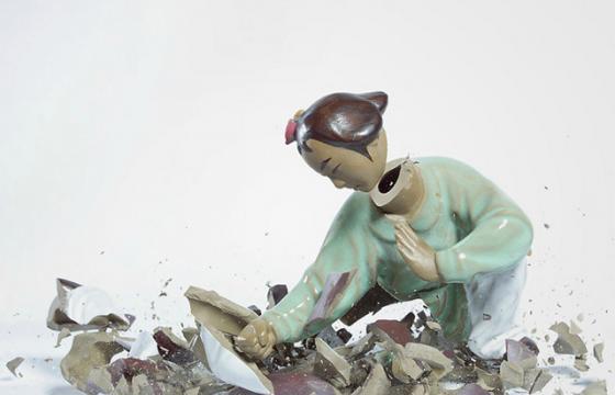 Porcelain Fighters Dropped, Photographed by Martin Klimas